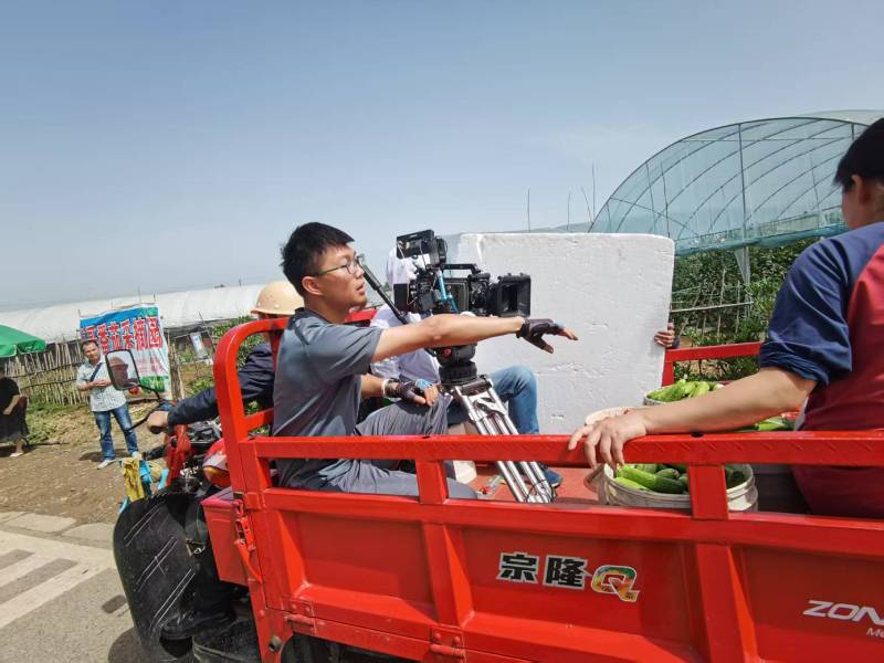 电商爆款背后的推手：垦利县产品视频拍摄公司精准捕捉卖点痛点